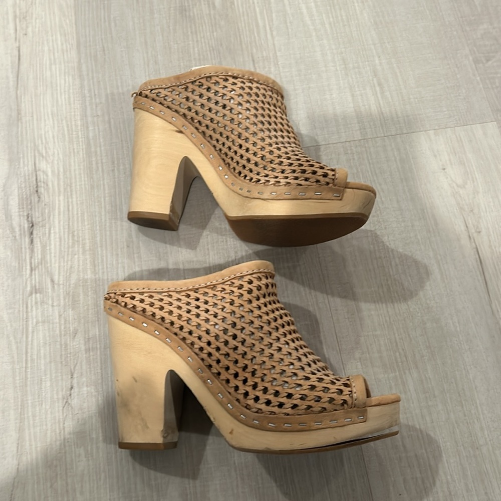 Dolce Vita open toe slip on shoes size 6 - Picture 6 of 6